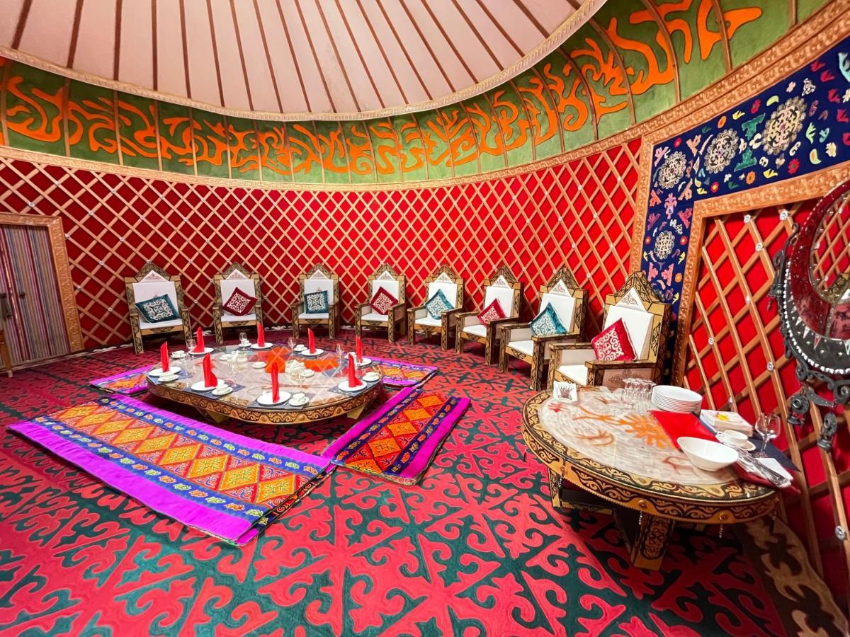 Jannat Resort Kara-Bulak Eksteriør billede
